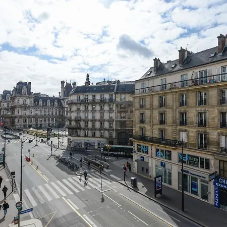Superb Bright Apt In The Heart Of The Marais Paris